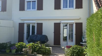 Maison 4 pièces de 88 m² à Cuincy (59553)