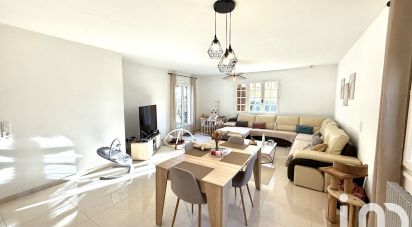 Maison 4 pièces de 101 m² à Artix (64170)