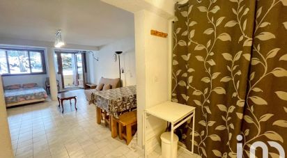 Studio 1 room of 37 m² in - (04400)