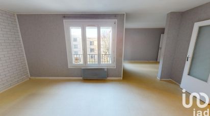 Apartment 5 rooms of 100 m² in Saint-Mammès (77670)