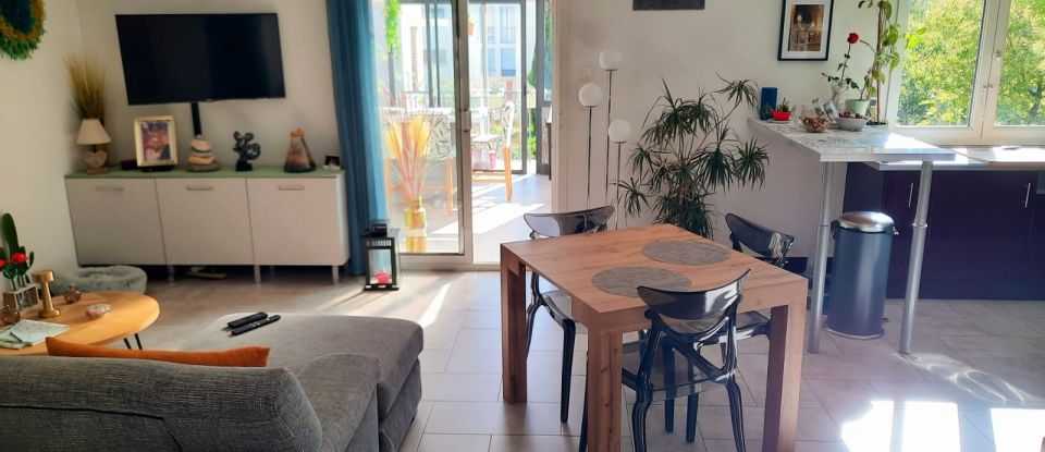 Town house 3 rooms of 82 m² in Narbonne (11100)