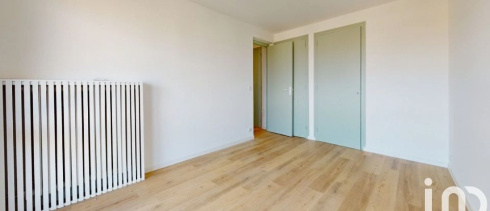 Appartement 5 pièces de 91 m² à Saint-Julien-en-Genevois (74160)