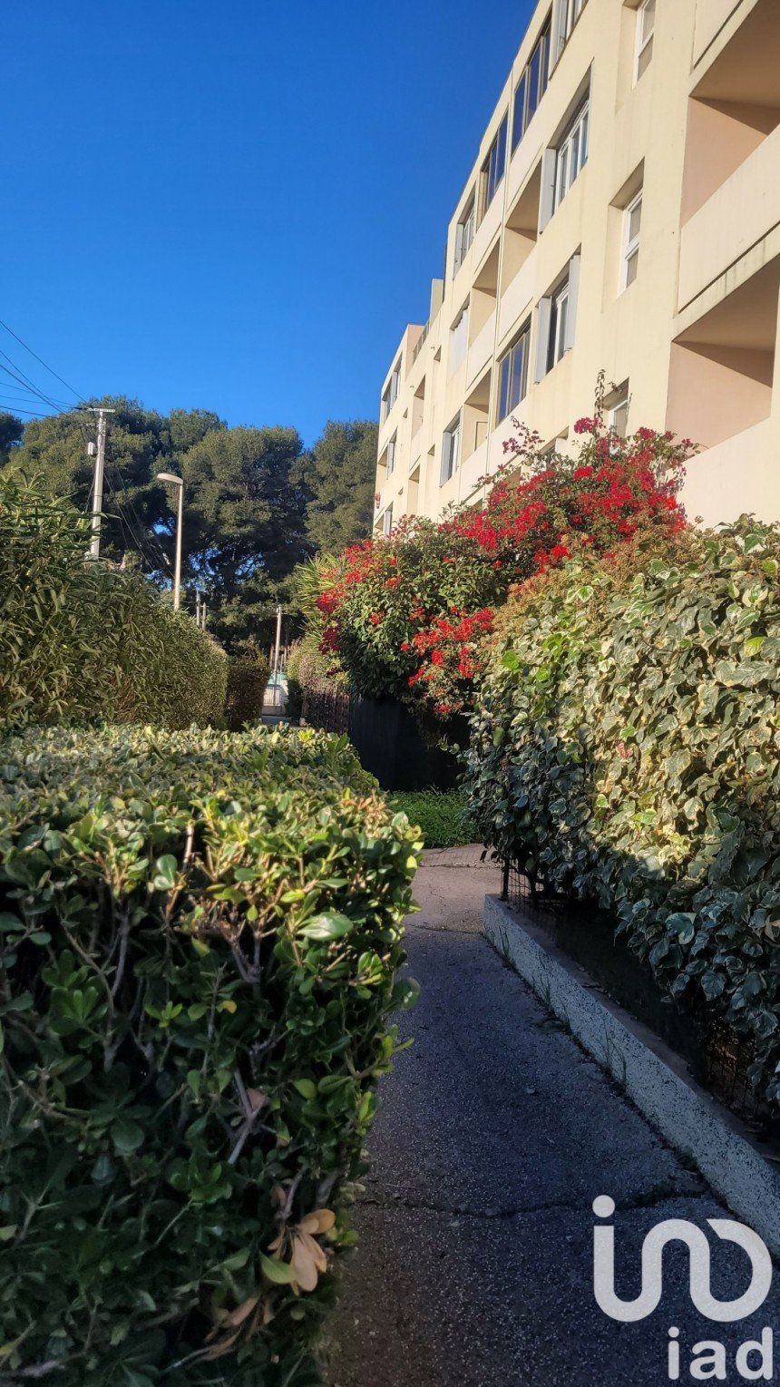 Apartment 4 rooms of 77 m² in Toulon (83200)