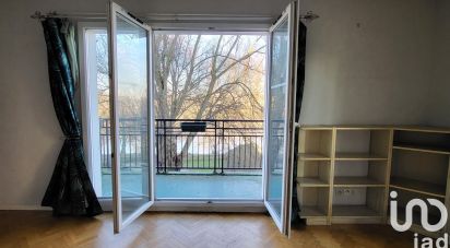 Apartment 4 rooms of 83 m² in Villeneuve-la-Garenne (92390)