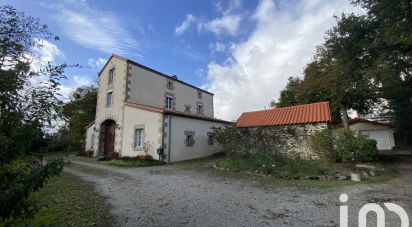 Maison 6 pièces de 192 m² à Maulévrier (49360)