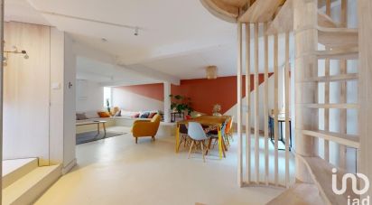 Maison 10 pièces de 210 m² à Nantes (44000)