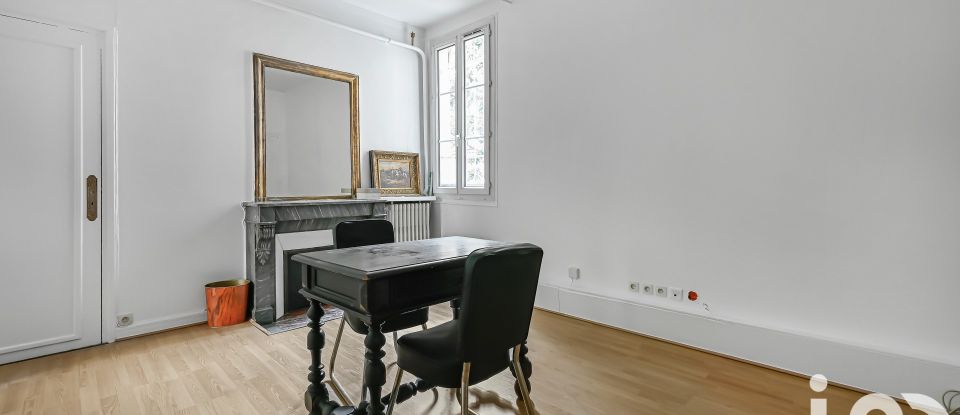 Apartment 5 rooms of 130 m² in Paris (75011)