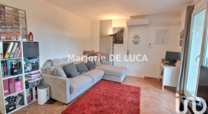 Apartment 3 rooms of 68 m² in Marseille (13011)