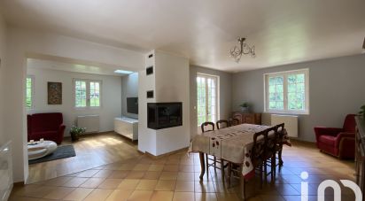 Traditional house 6 rooms of 141 m² in Le Coudray-Montceaux (91830)