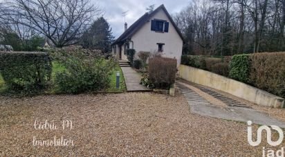 House 6 rooms of 130 m² in Les Baux-Sainte-Croix (27180)