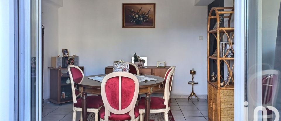 Appartement 2 pièces de 45 m² à Toulon (83000)