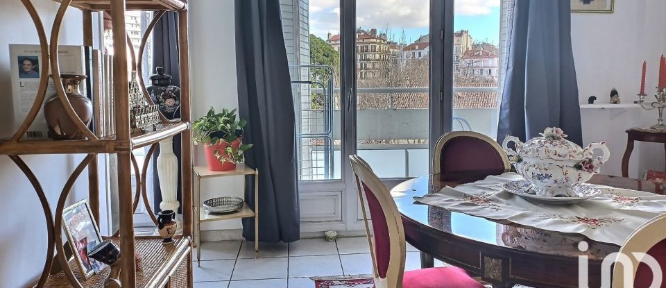 Appartement 2 pièces de 45 m² à Toulon (83000)