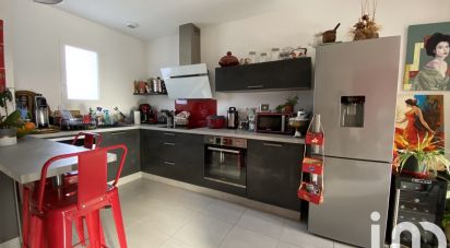 Maison 4 pièces de 79 m² à Mérindol (84360)