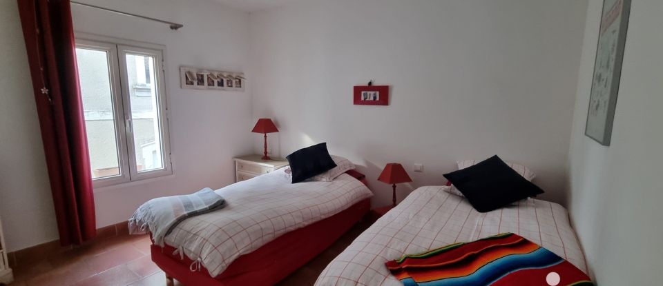 Maison 7 pièces de 208 m² à Aigues-Mortes (30220)