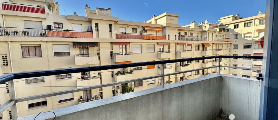 Appartement 3 pièces de 69 m² à Nice (06300)