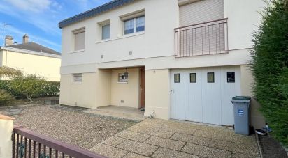 Maison 6 pièces de 95 m² à Sainte-Gemmes-sur-Loire (49130)