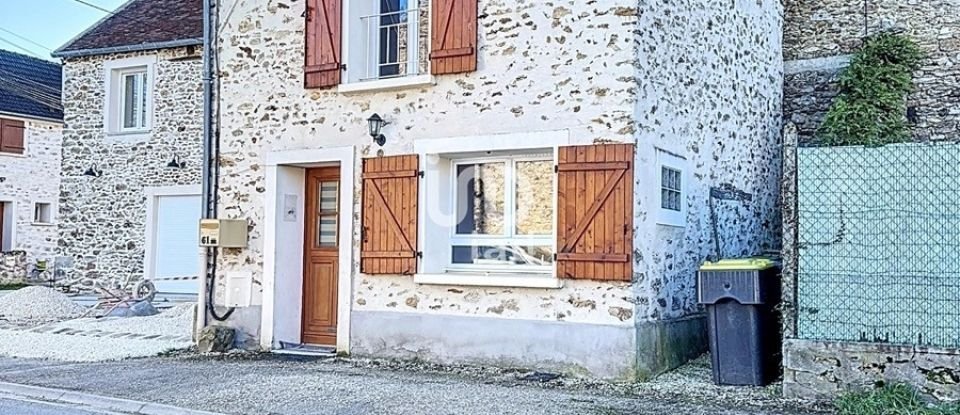 House 3 rooms of 42 m² in Faremoutiers (77515)