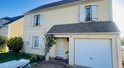 Pavillon 7 pièces de 100 m² à Bruyères-sur-Oise (95820)