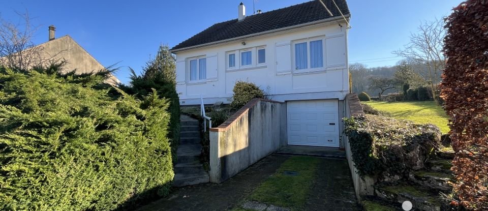 Maison 5 pièces de 106 m² à Nogentel (02400)