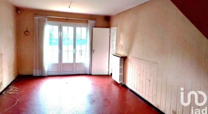 House 4 rooms of 80 m² in Combs-la-Ville (77380)