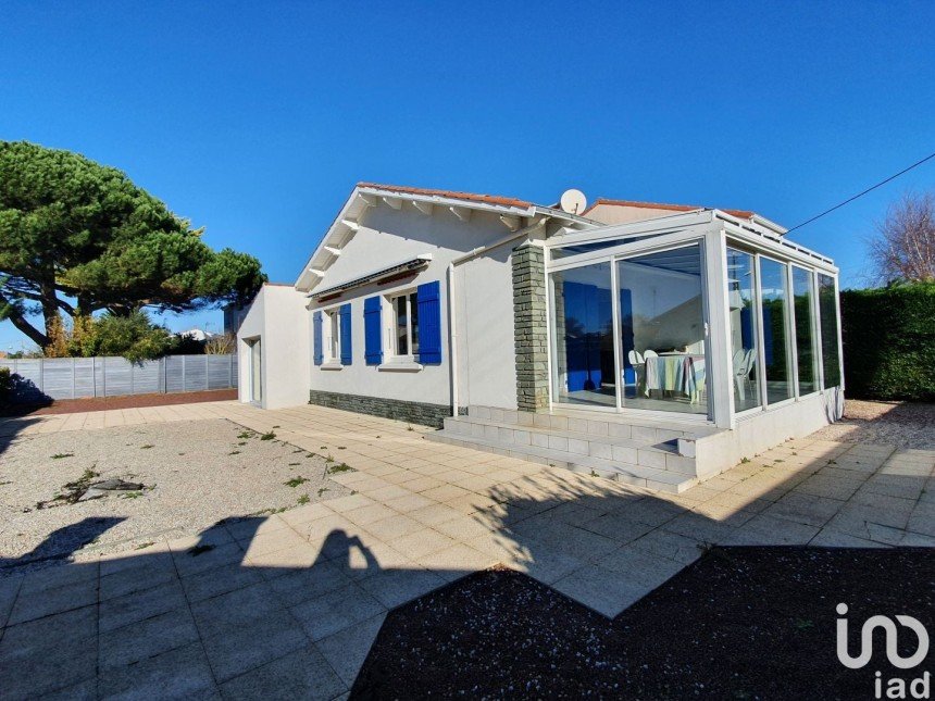 Maison 4 pièces de 87 m² à L'Aiguillon-sur-Mer (85460)