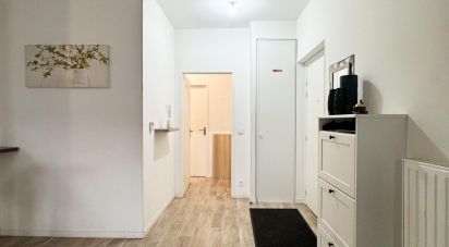 Appartement 3 pièces de 65 m² à Saint-Denis (93200)