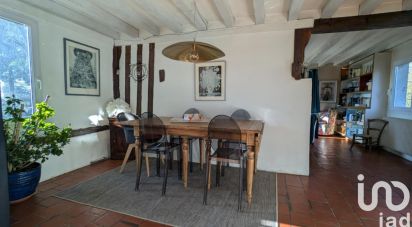 Country house 6 rooms of 149 m² in Saint-Mards-de-Fresne (27230)