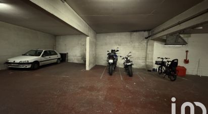 Parking/garage/box de 10 m² à Paris (75012)