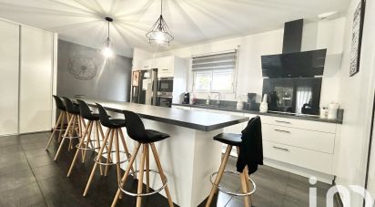 Maison 5 pièces de 111 m² à Saint-André-de-Cubzac (33240)