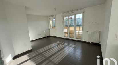 Studio 1 room of 34 m² in Tigery (91250)