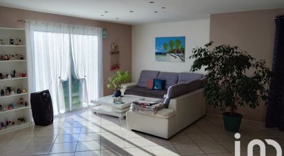 House 5 rooms of 108 m² in Saint-Mars-de-Coutais (44680)