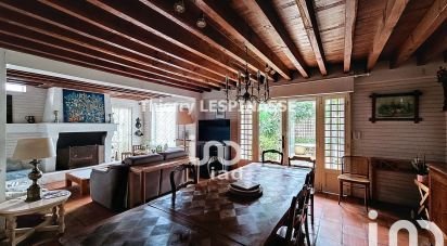 Traditional house 7 rooms of 296 m² in Arcachon (33120)