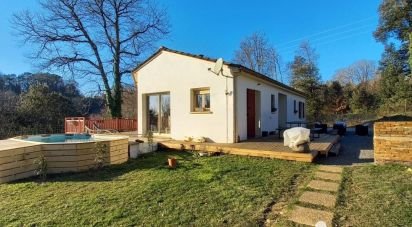 Maison 8 pièces de 165 m² à Carsac-Aillac (24200)