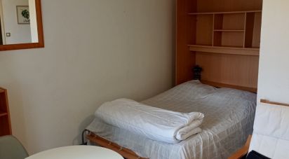 Appartement 1 pièce de 28 m² à Gréoux-les-Bains (04800)