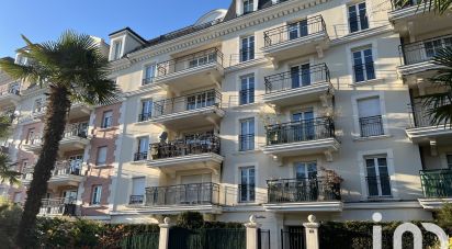 Apartment 2 rooms of 47 m² in Le Plessis-Robinson (92350)