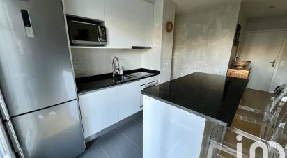 Apartment 2 rooms of 47 m² in Le Plessis-Robinson (92350)