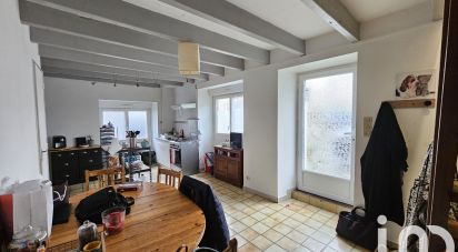 House 5 rooms of 110 m² in Saint-Jean-la-Poterie (56350)