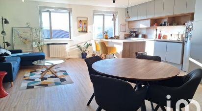 Appartement 3 pièces de 74 m² à Montrottier (69770)