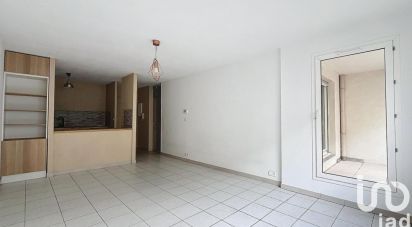 Apartment 2 rooms of 44 m² in Nîmes (30900)