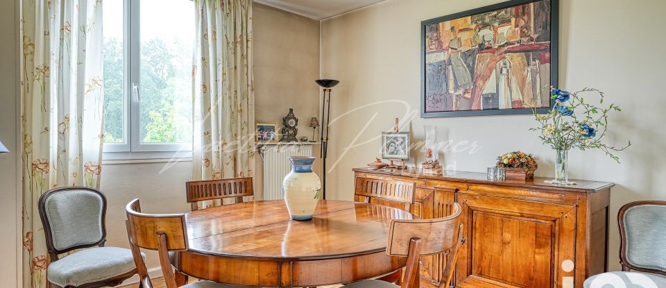 Apartment 5 rooms of 80 m² in Versailles (78000)