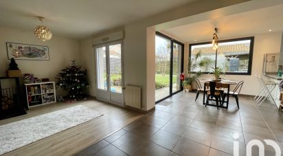 House 5 rooms of 122 m² in Rezé (44400)