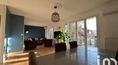 Traditional house 6 rooms of 82 m² in Longjumeau (91160)