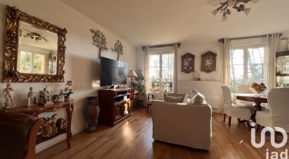 Apartment 3 rooms of 74 m² in Le Plessis-Robinson (92350)