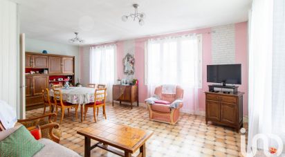 Traditional house 4 rooms of 77 m² in Le Plessis-Brion (60150)