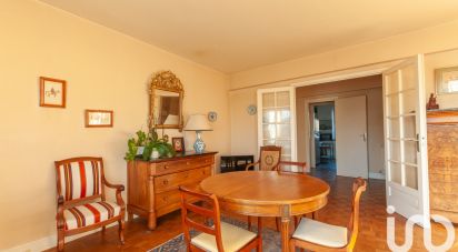 Apartment 4 rooms of 91 m² in Versailles (78000)