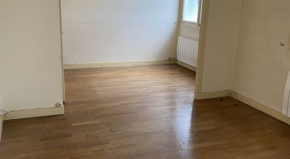 Apartment 4 rooms of 72 m² in Troyes (10000)