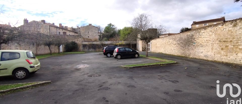 Triplex 4 pièces de 101 m² à Fontenay-le-Comte (85200)