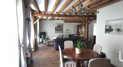 Traditional house 7 rooms of 207 m² in Marolles-en-Hurepoix (91630)