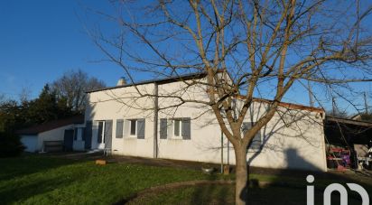 Traditional house 4 rooms of 108 m² in Thouaré-sur-Loire (44470)