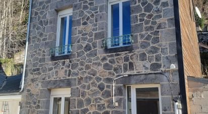 Maison 5 pièces de 130 m² à Mont-Dore (63240)